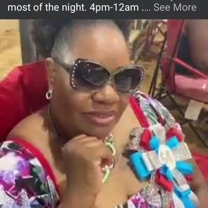 Meet your Posher, Monica